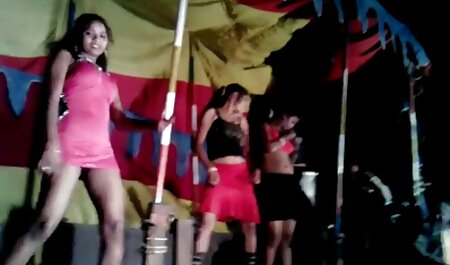 Mô hình khiêu dâm cho thấy các chàng niềm coi phim sex nhật bản đam mê của mình