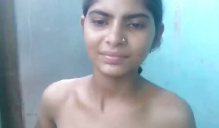 Nhỏ clip sex gái nhật hình phạt cho một cô gái thủ dâm