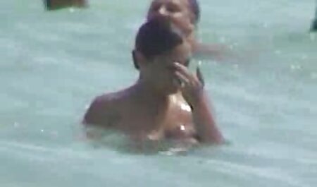 Tuổi phim sex nhat ban khong che gai xinh mất một trò chơi của hồ bơi, và buộc phải với người chiến thắng