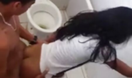 Mẹ đã quyết định hút các phim sex nhật bản 2017 chàng trai lạ thay vì rung