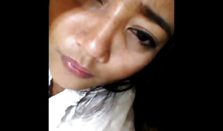 Điếm đức tán tỉnh với khách phim sex nhat ban noi tieng hàng